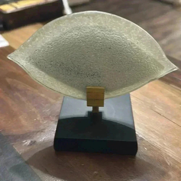 EVIL EYE WITH STAND
NEW PURCHASED IN OCTOBER 2024 IN PAROS GREECE - Picture 3 of 3